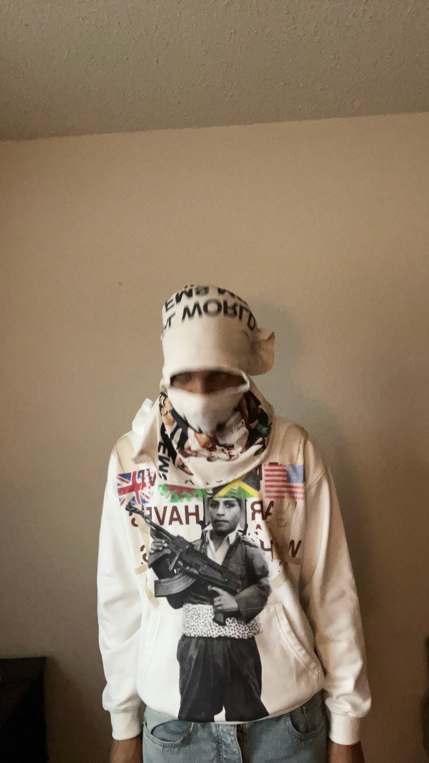 “internalwar” hoodie